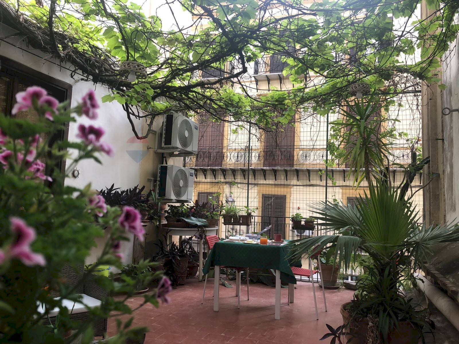 Terrazza - Appartamento via Maqueda
 
110, Palermo - foto 1