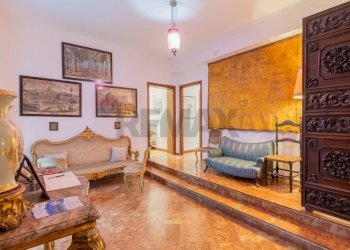 Soggiorno - Appartamento via Maqueda
 
110, Palermo - foto 4