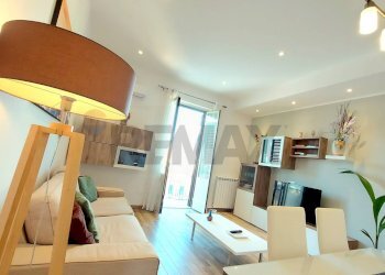 Sala da pranzo - Three-room apartment Corso Alberto Amedeo
 
196, Palermo - photo 4