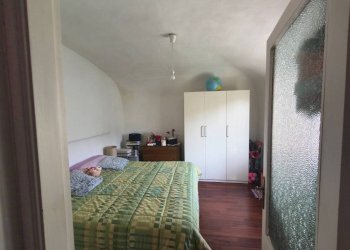 Camera da letto - Bilocale via Govone Rosa, Mondovì - foto 10