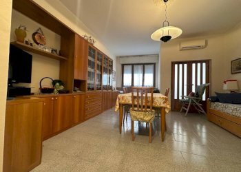 Salone - Quadrilocale via Santa Maria, Moncalieri - foto 6