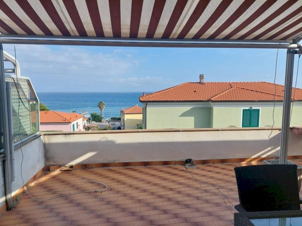 Terrazzo - Bilocale via Castello, Riva Ligure - foto 1