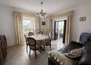 Sala da pranzo - Casa semi indipendente via Pietranegra
 
5, Lettomanoppello - foto 3