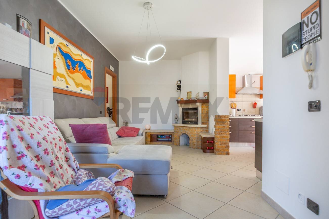 Soggiorno - Casa semi indipendente via Colle Petrano
 
128, Casalincontrada - foto 2