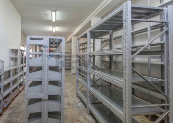 Dispensa di stoccaggio - Laboratorio VIA ANIENE
 
14, Pescara - foto 6