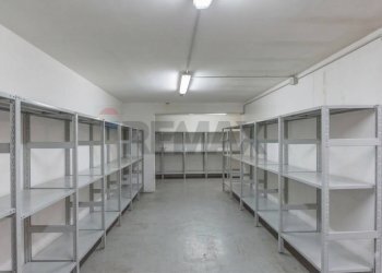 Dispensa di stoccaggio - Laboratorio VIA ANIENE
 
14, Pescara - foto 10