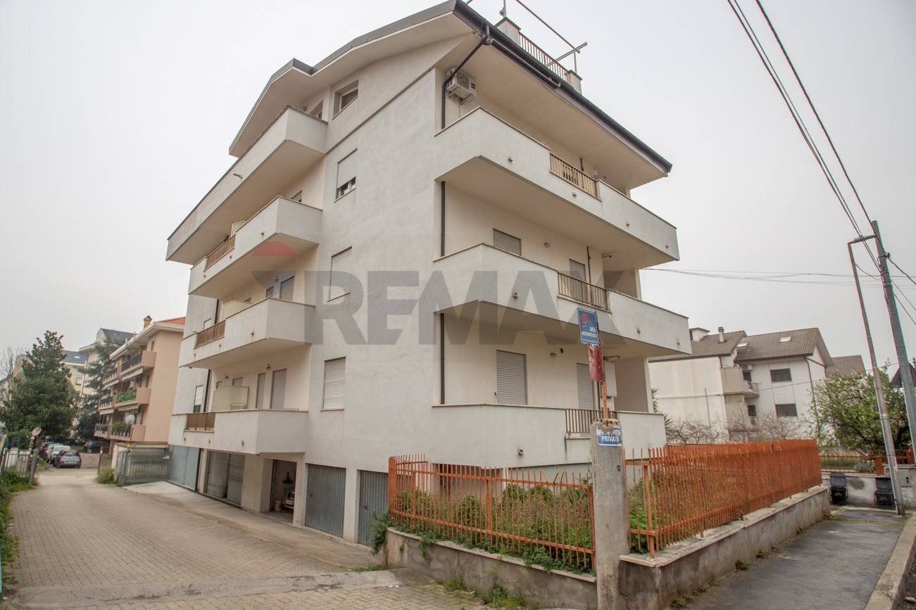 Edificio all\'aperto - Appartamento VIA SULMONA
 
42, Chieti - foto 2
