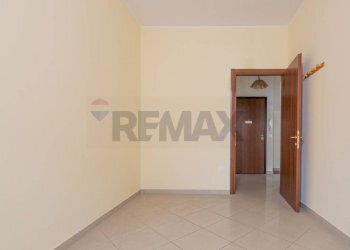 Stanza vuota - Appartamento VIA SULMONA
 
42, Chieti - foto 13