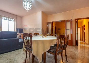 Sala da pranzo - Quadrilocale via Madonna Degli Angeli
 
105, Chieti - foto 3