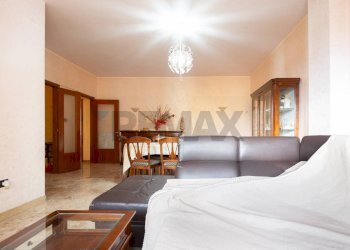 Sala da pranzo - Quadrilocale via Madonna Degli Angeli
 
105, Chieti - foto 4