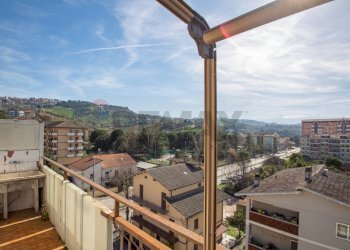 Balcone - Attico via Sulmona
 
75, Chieti - foto 10