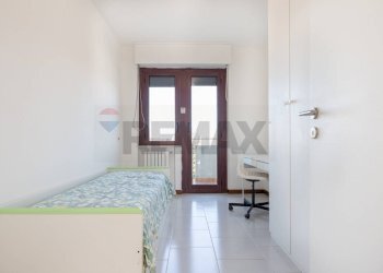 Camera / camera da letto - Attico via Sulmona
 
75, Chieti - foto 14