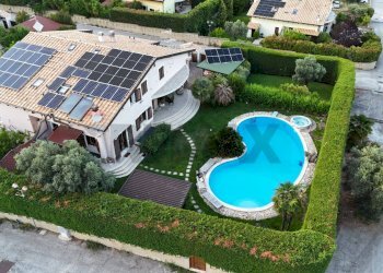 Piscina - Villa via Alessandro Cicognini
 
56, Francavilla al Mare - foto 1