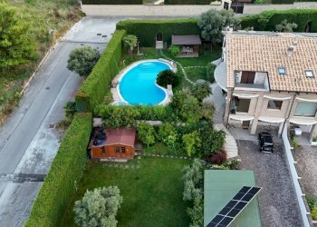 Piscina - Villa via Alessandro Cicognini
 
56, Francavilla al Mare - foto 28