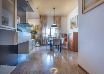 Sala da pranzo - Villa contrada Costa Cola
 
61, Bucchianico - foto 8