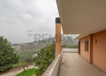 Terrazza - Villa contrada Costa Cola
 
61, Bucchianico - foto 36