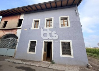 Foto 12 - Bilocale via dusi
 
2, Rovato - foto 12