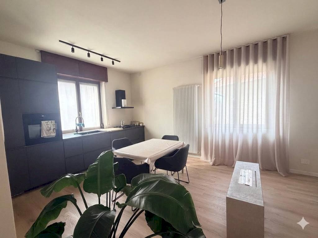 Foto 1 - Three-room apartment via roma, Capriolo - photo 1