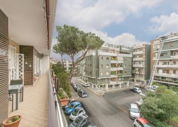 Terrazzo - Trilocale via Alberto Litta Modignani, 32, Roma (zona Torrino) - foto 12