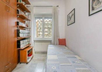 Camera da letto - Trilocale via Alberto Litta Modignani, 32, Roma (zona Torrino) - foto 21