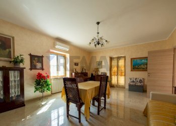 Sala da pranzo - Villa Via Colle Caroso, Palestrina - foto 1