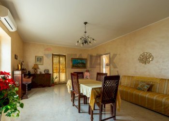 Sala da pranzo - Villa Via Colle Caroso, Palestrina - foto 8