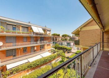 Balcone - Trilocale Via Menofilo, Roma - foto 7