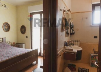 Bagno - Two-room apartment Via Ischia
 
95, Numana - photo 10