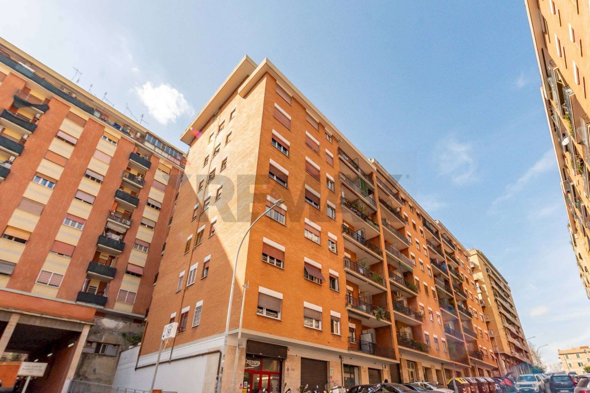 Edificio all\'aperto - Trilocale Via sante Bargellini, Roma - foto 1