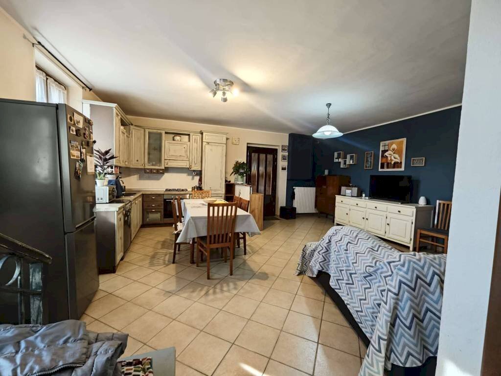 Salone - Villa Località Valmaggiore, Asti - foto 3