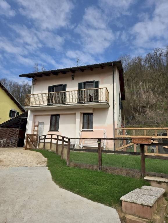 Facciata - Villa Località Valmaggiore, Asti - foto 1