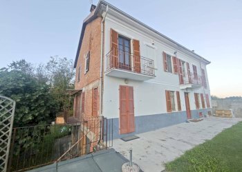 Facciata - Villa via Santa Caterina, 4, Rocca d'Arazzo - foto 2