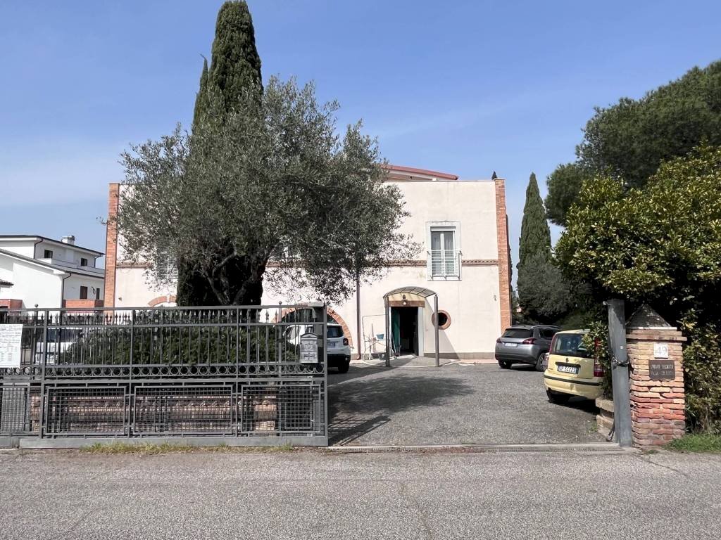 Facciata - Bilocale via Antonio Taramelli, Roma (zona Lido di Ostia) - foto 1