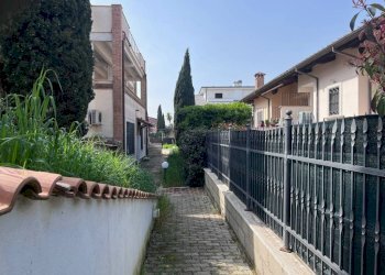 Giardino - Bilocale via Antonio Taramelli, Roma (zona Lido di Ostia) - foto 12