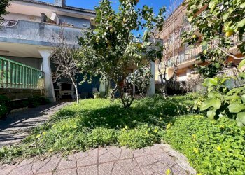 Giardino - Villa via Armando Angelini, Ladispoli - foto 5