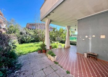 Giardino - Villa via Armando Angelini, Ladispoli - foto 6