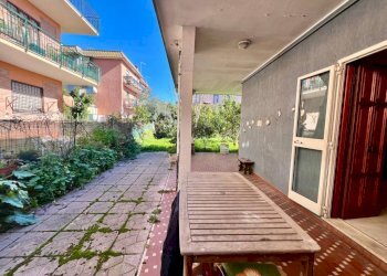 Giardino - Villa via Armando Angelini, Ladispoli - foto 9