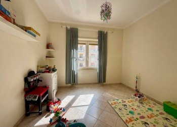 Camera da letto - Trilocale via Genzano, Roma - foto 18