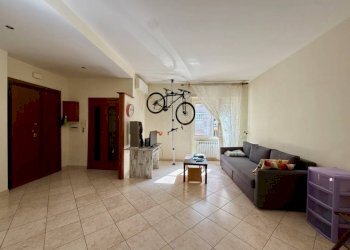 Salone - Trilocale via Genzano, Roma - foto 9