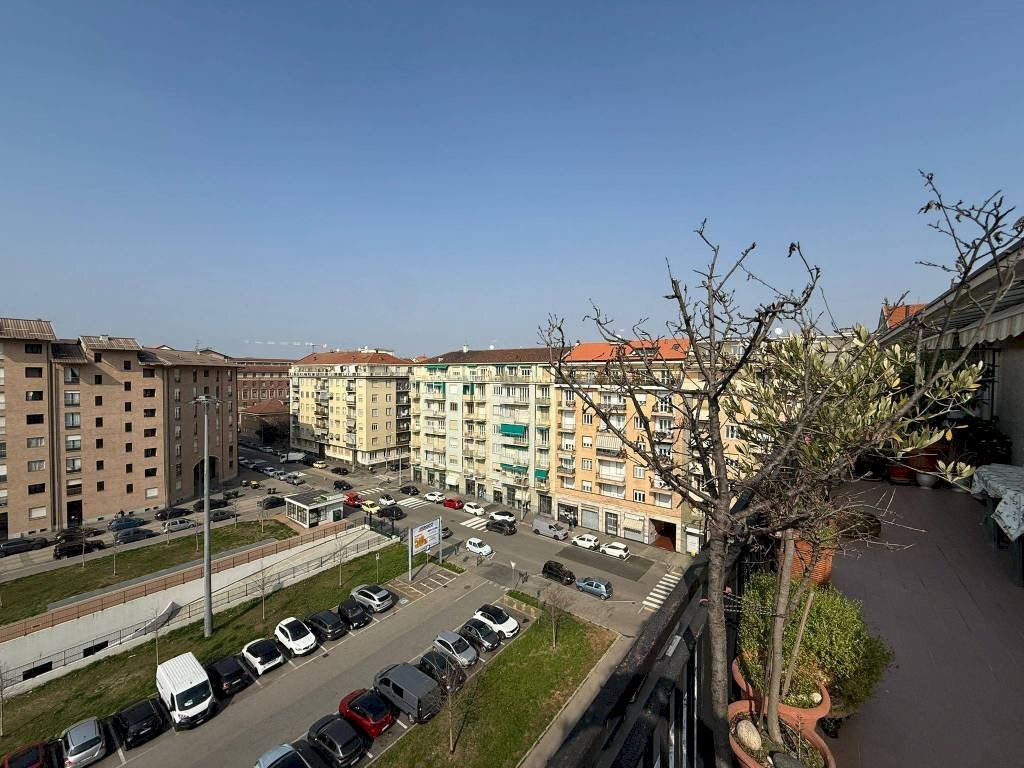 Vista - Attic via Rosario di Santa Fè, Torino (neighborhood Lingotto) - photo 3