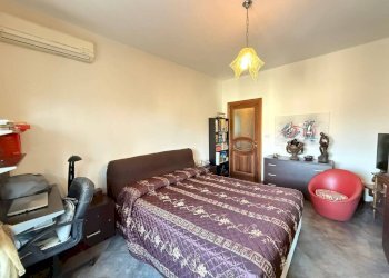 Camera da letto - Attic via Rosario di Santa Fè, Torino (neighborhood Lingotto) - photo 25