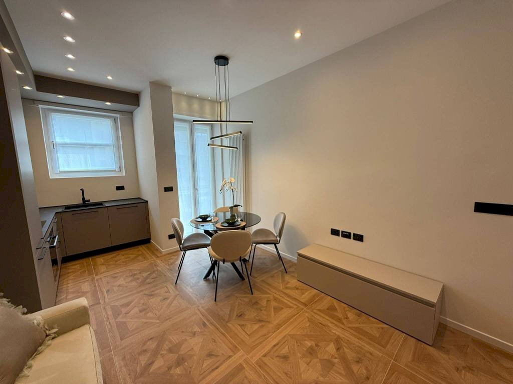 Soggiorno - Trilocale via Costantino Nigra, 46, Torino (zona Borgo Vittoria) - foto 3