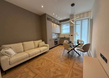 Soggiorno - Trilocale via Costantino Nigra, 46, Torino (zona Borgo Vittoria) - foto 2