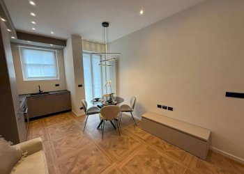 Soggiorno - Trilocale via Costantino Nigra, 46, Torino (zona Borgo Vittoria) - foto 3