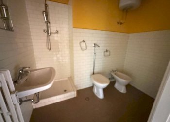 Bagno - Quadrilocale corso Eusebio Giambone, 63, Torino (zona Lingotto) - foto 21