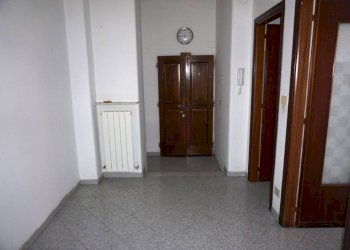 Ingresso - Trilocale via Costanzo Grillone, 6, Genova (zona Cornigliano) - foto 2