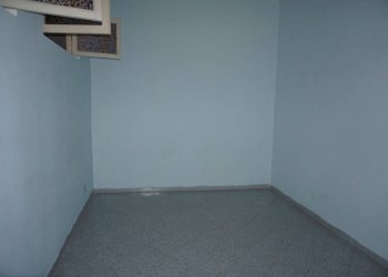 Stanza non arredata - Trilocale via Costanzo Grillone, 6, Genova (zona Cornigliano) - foto 4