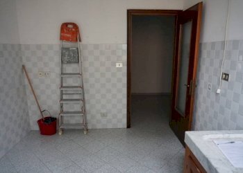 Cucina - Trilocale via Costanzo Grillone, 6, Genova (zona Cornigliano) - foto 10