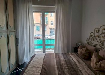 Camera da letto - Bilocale via dei Landi, 1, Genova (zona Sampierdarena) - foto 7