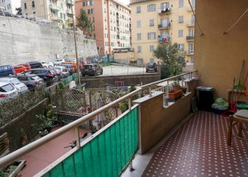 Terrazzo - Bilocale via dei Landi, 1, Genova (zona Sampierdarena) - foto 15